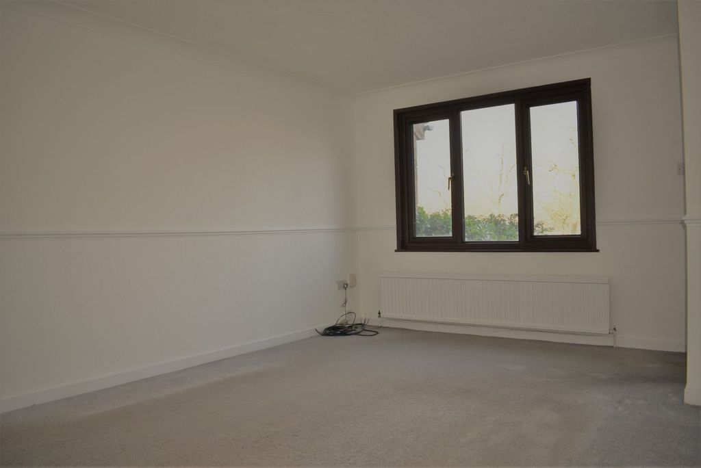Property photo 3 of 5 Not Specified