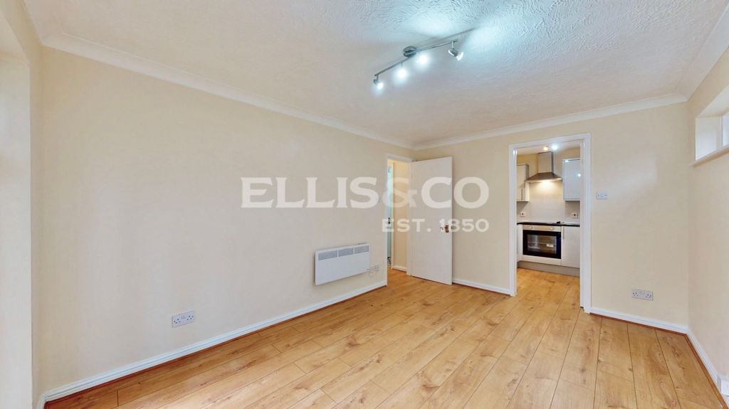 Property photo 3 of 22 Picture No. 22