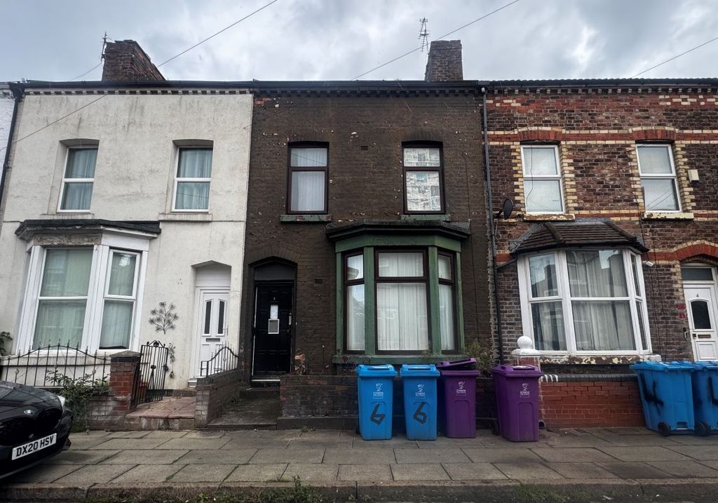Property photo 1 of 1
