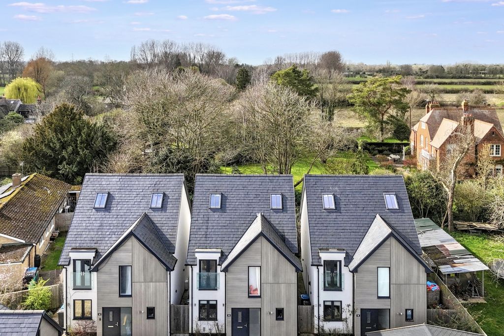 Property photo 2 of 26 Img_3675