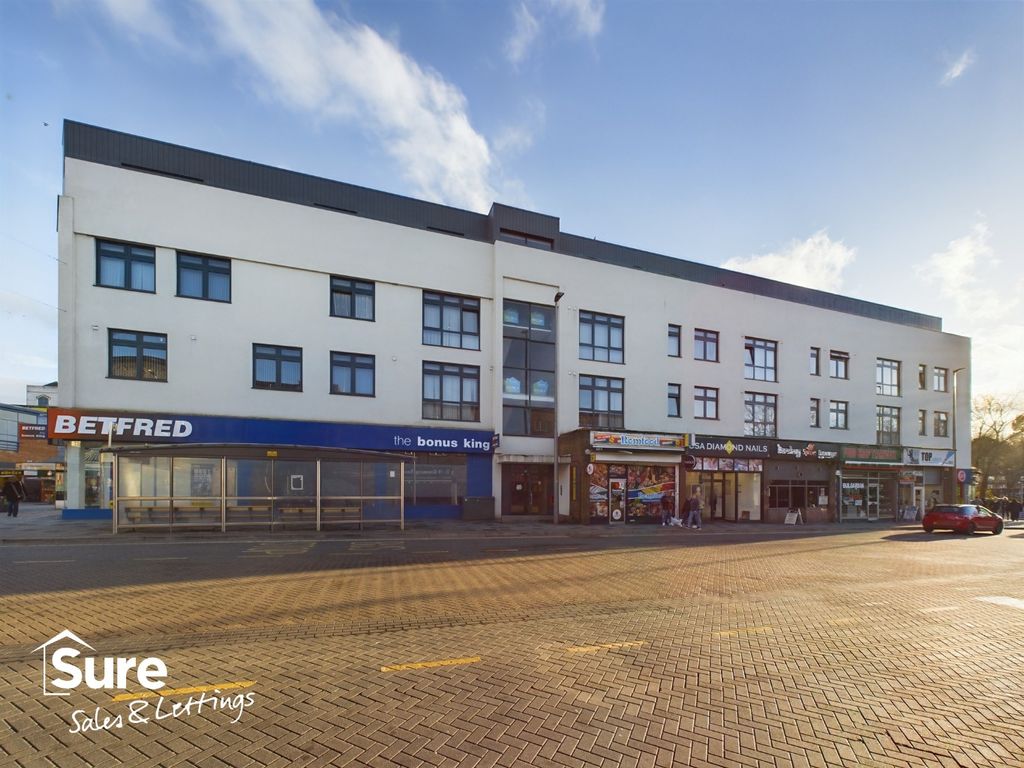 Property photo 2 of 6 1035611