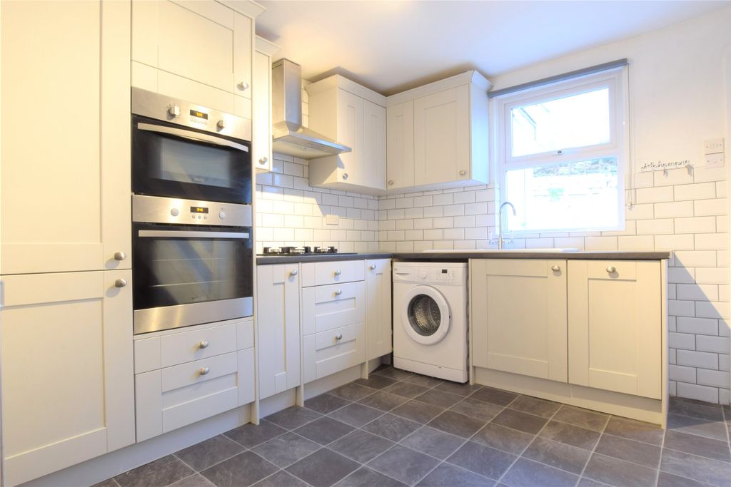 Property photo 2 of 11 Picture No. 03