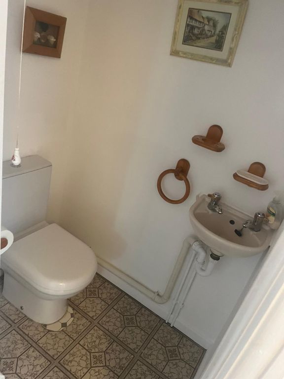 Property photo 3 of 8