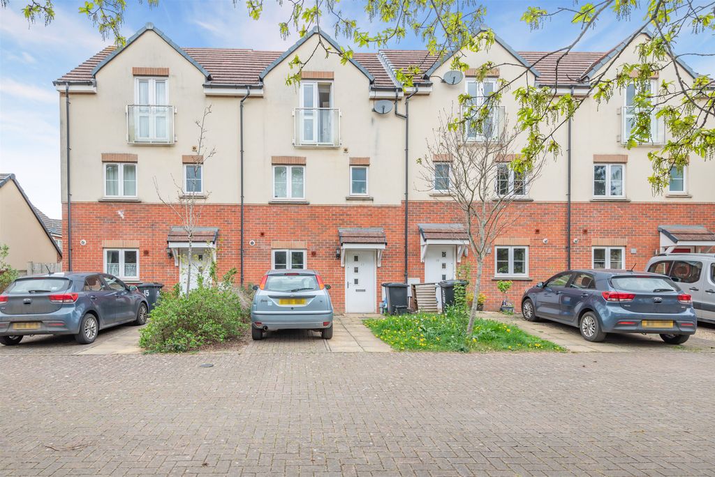 Property photo 1 of 23