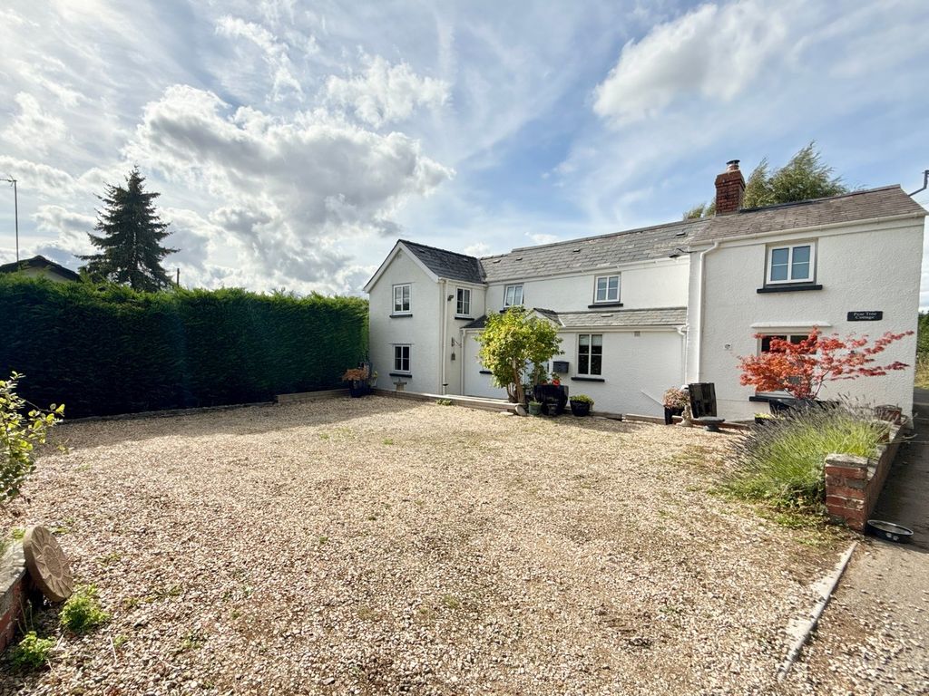 Property photo 1 of 25