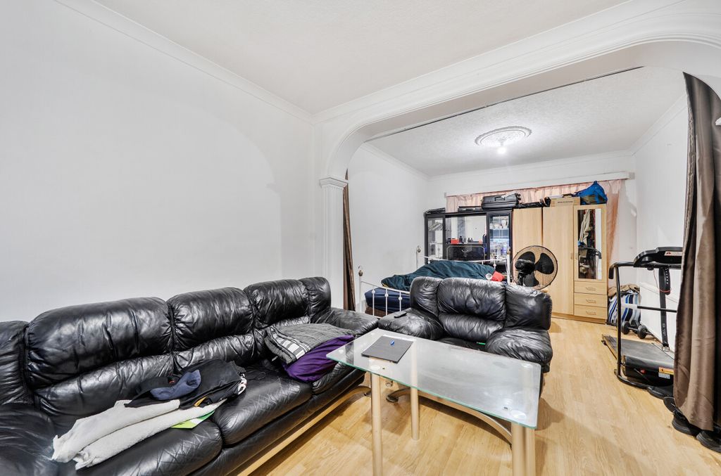Property photo 3 of 17 1478634-18-6A316E...
