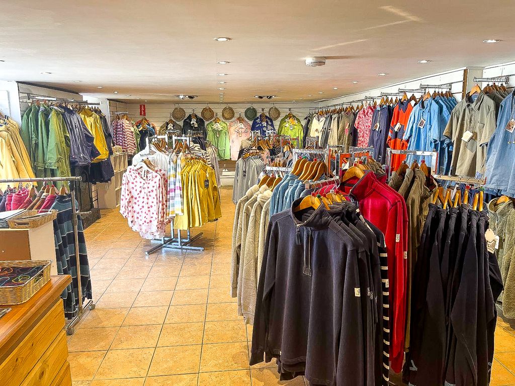 Property photo 2 of 5 Photo 4