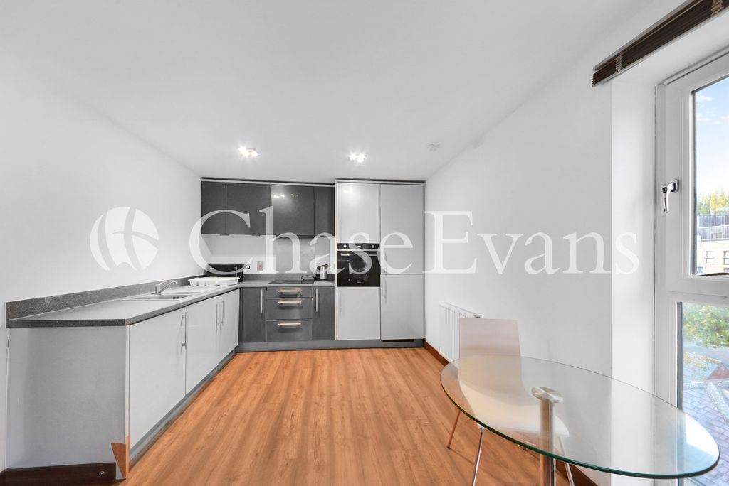 Property photo 2 of 13 Kitchen
