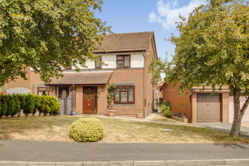 Property photo 1 of 24