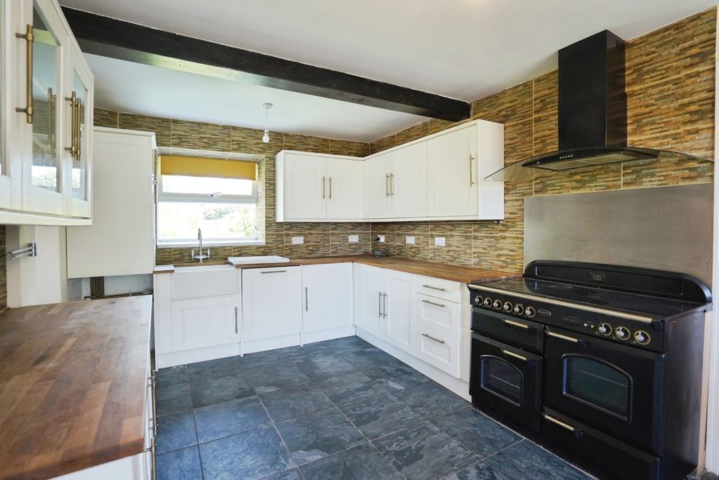 Property photo 2 of 38 Pbox-Img.Jpg