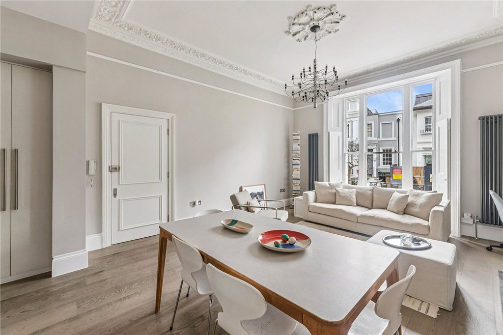 Property photo 3 of 12 Picture No. 27