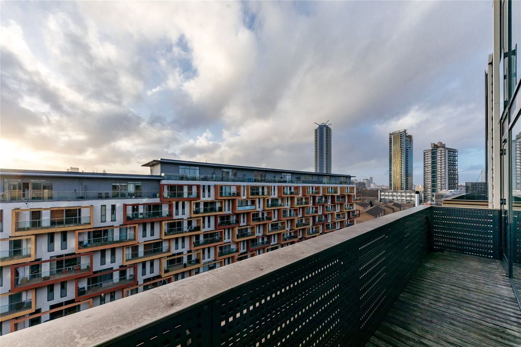 Property photo 2 of 9 Picture No. 13