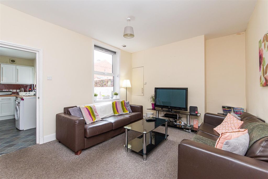 Property photo 3 of 12 Edit-0175.Jpg