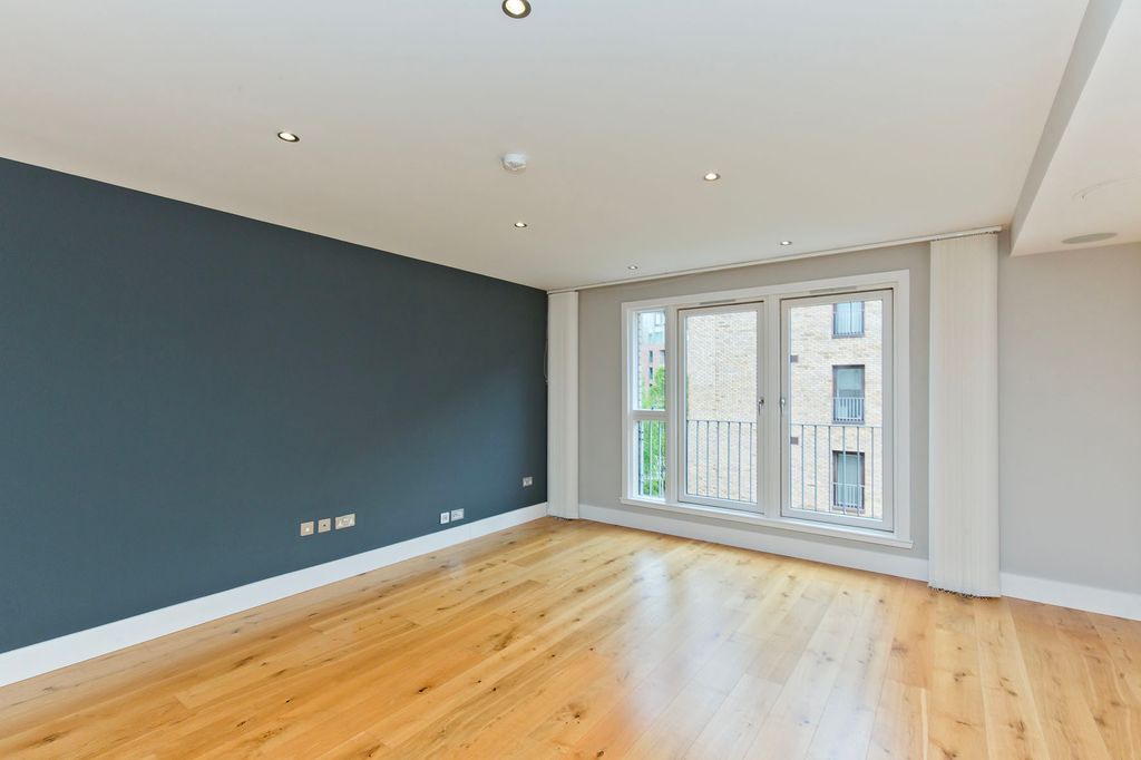 Property photo 3 of 12 Property Image 3