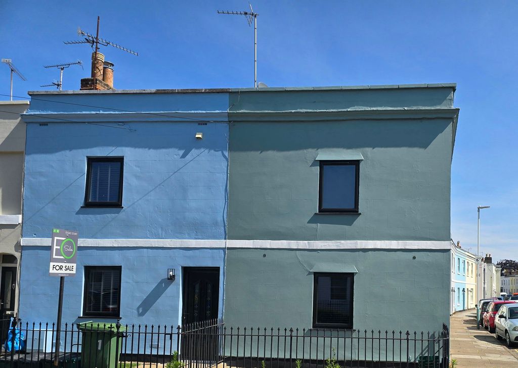 Property photo 1 of 13