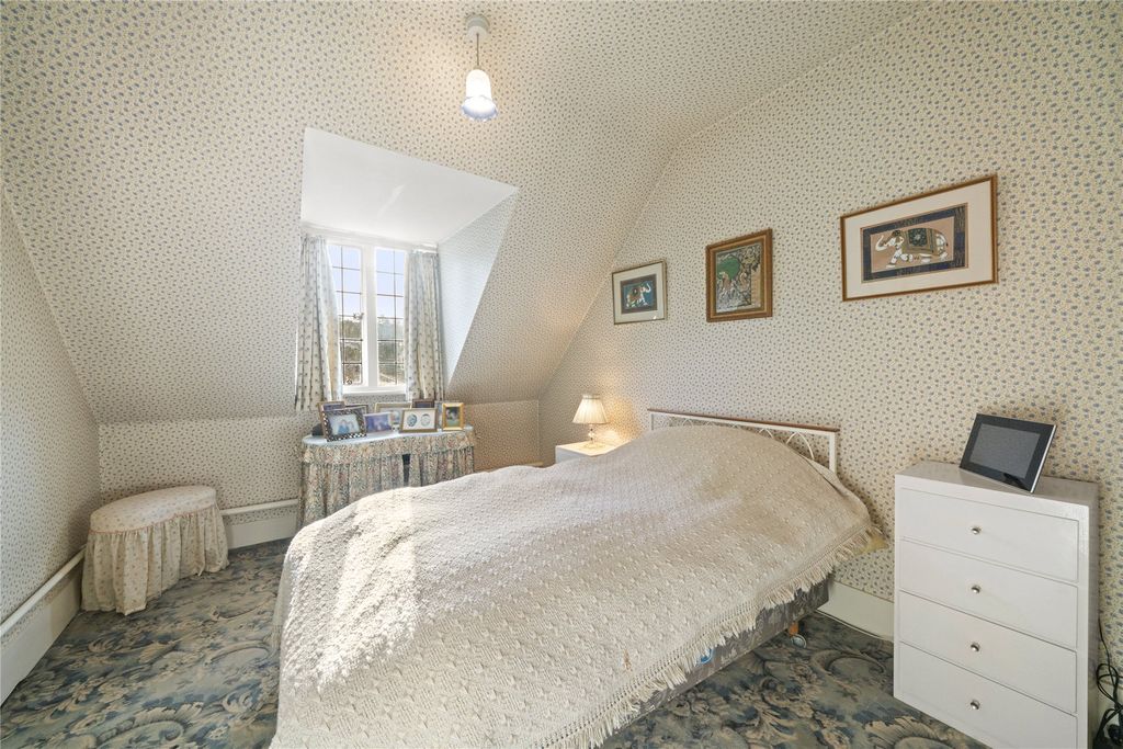 Additional image 15 of 8 bed detached house for saleDetillens Lane, Oxted, Surrey RH8