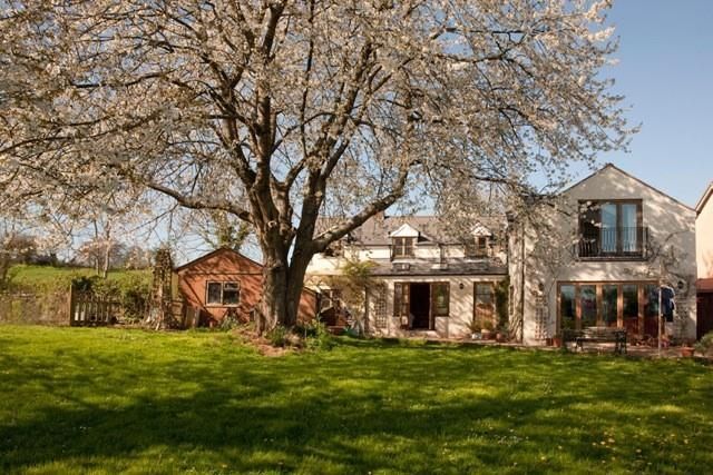 Property photo 1 of 17 Image