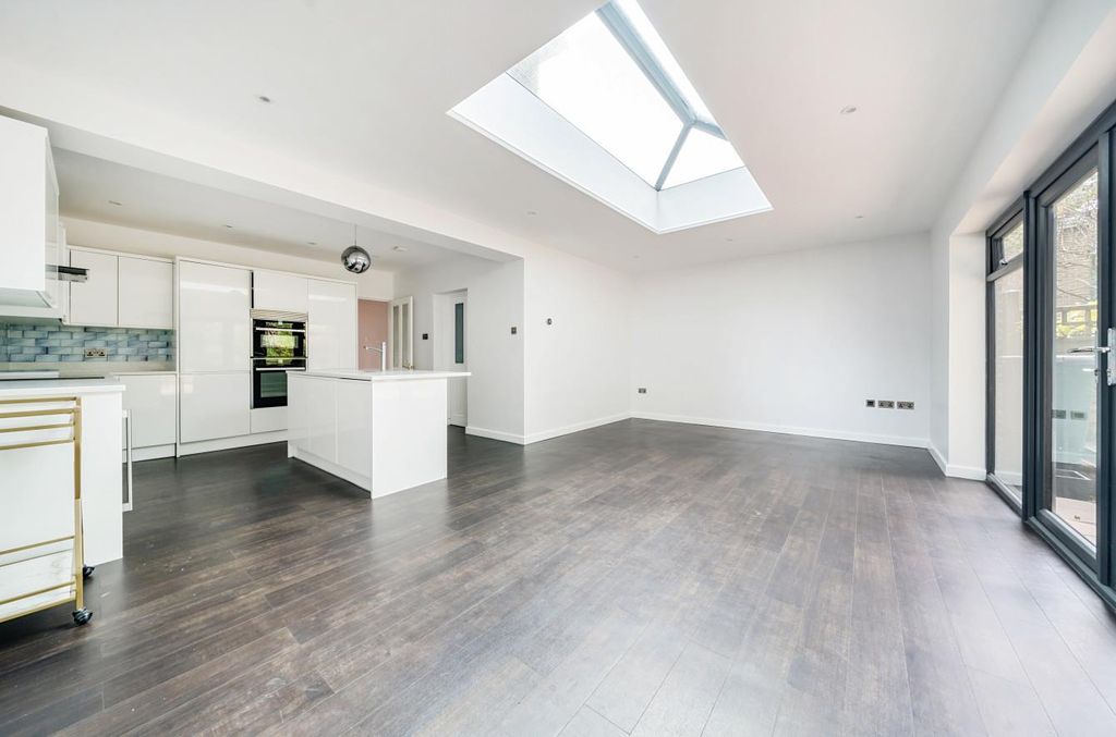 Property photo 3 of 15 1026292 (3).Jpg