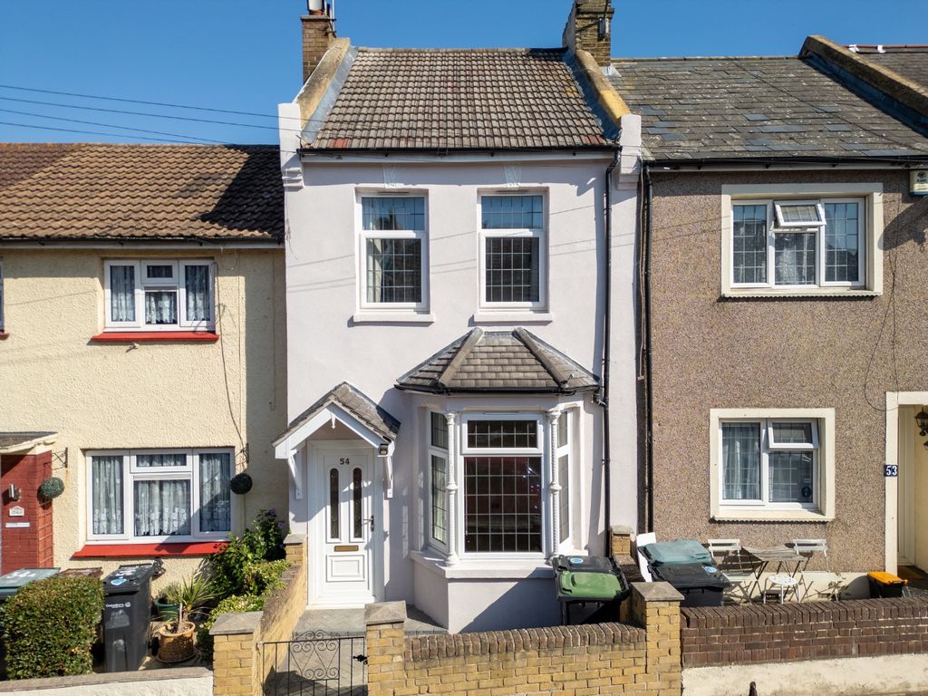 Property photo 1 of 27 5555770