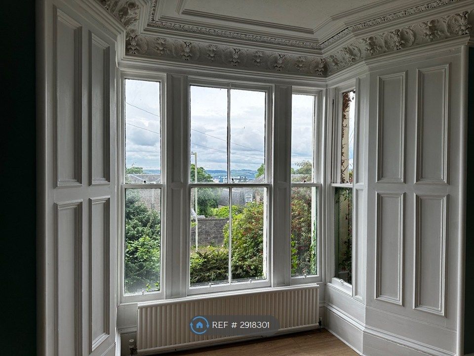Property photo 2 of 3