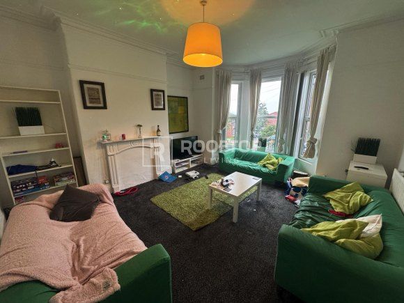 Property photo 3 of 19 8726844.Jpg