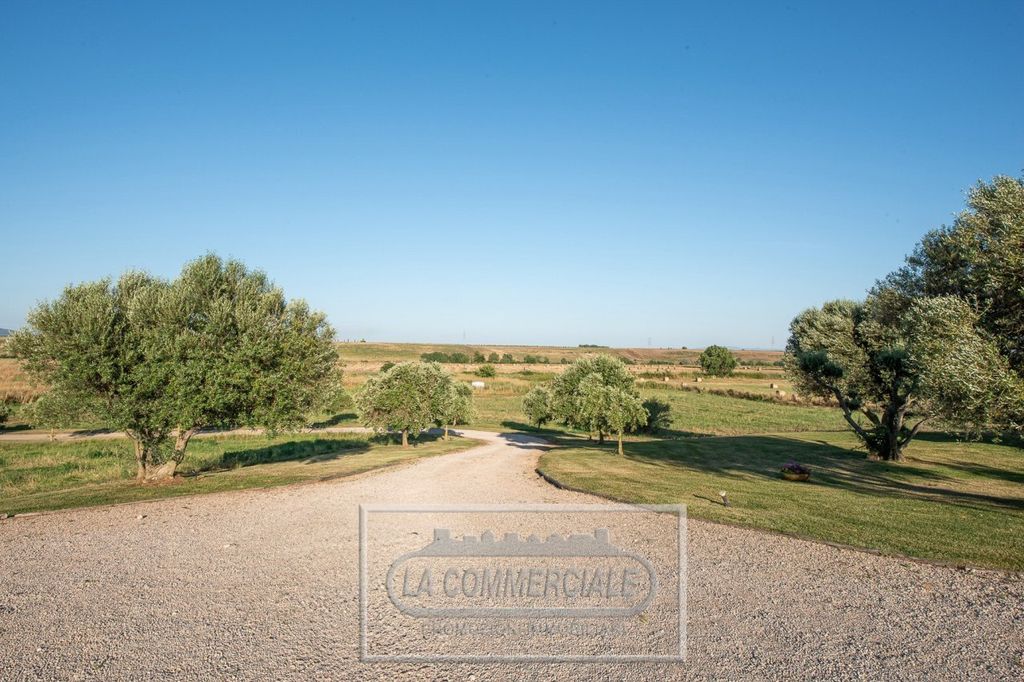 Property photo 3 of 26 <Alttext/>