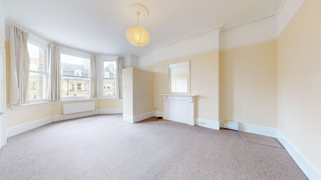 Property photo 1 of 4