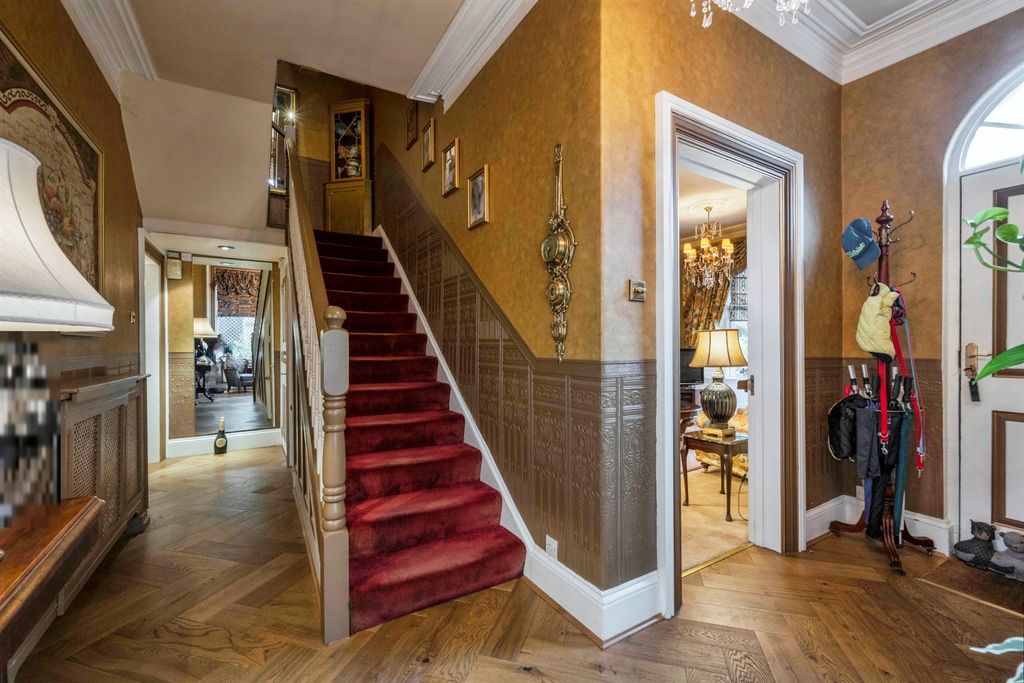 Additional image 8 of 6 bed end terrace house for saleRegent Square, Town, Doncaster DN1