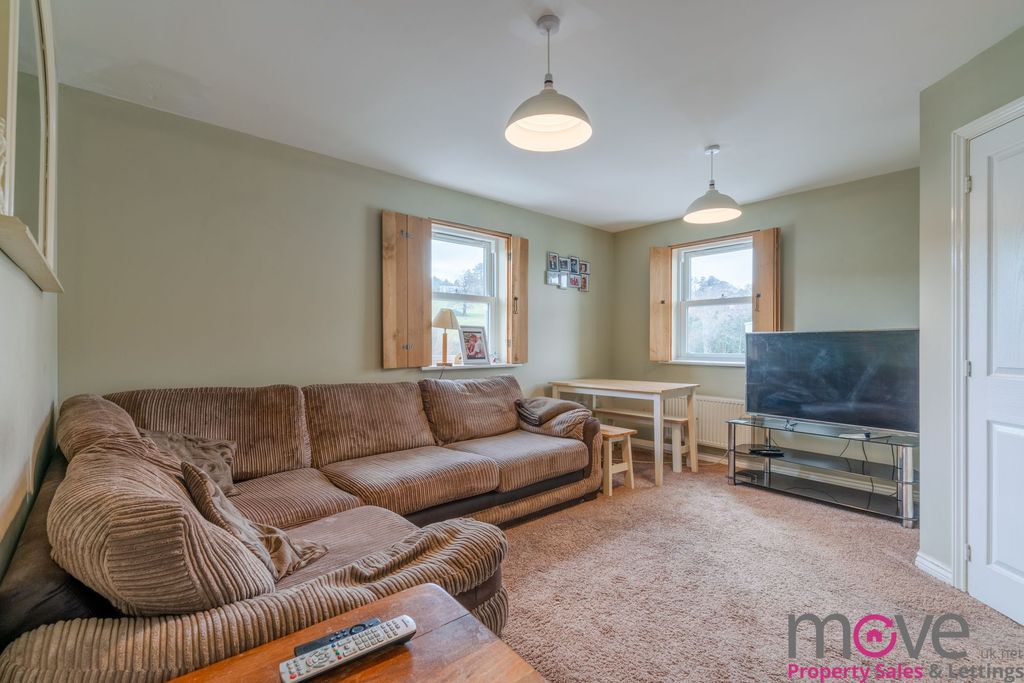 Property photo 2 of 9 Photo 6