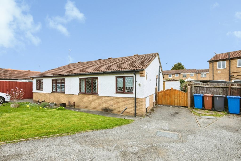 Property photo 1 of 17 Pbox-Img.Jpg