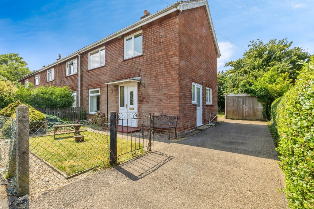 Property photo 1 of 15