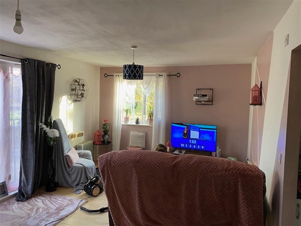 Property photo 3 of 6