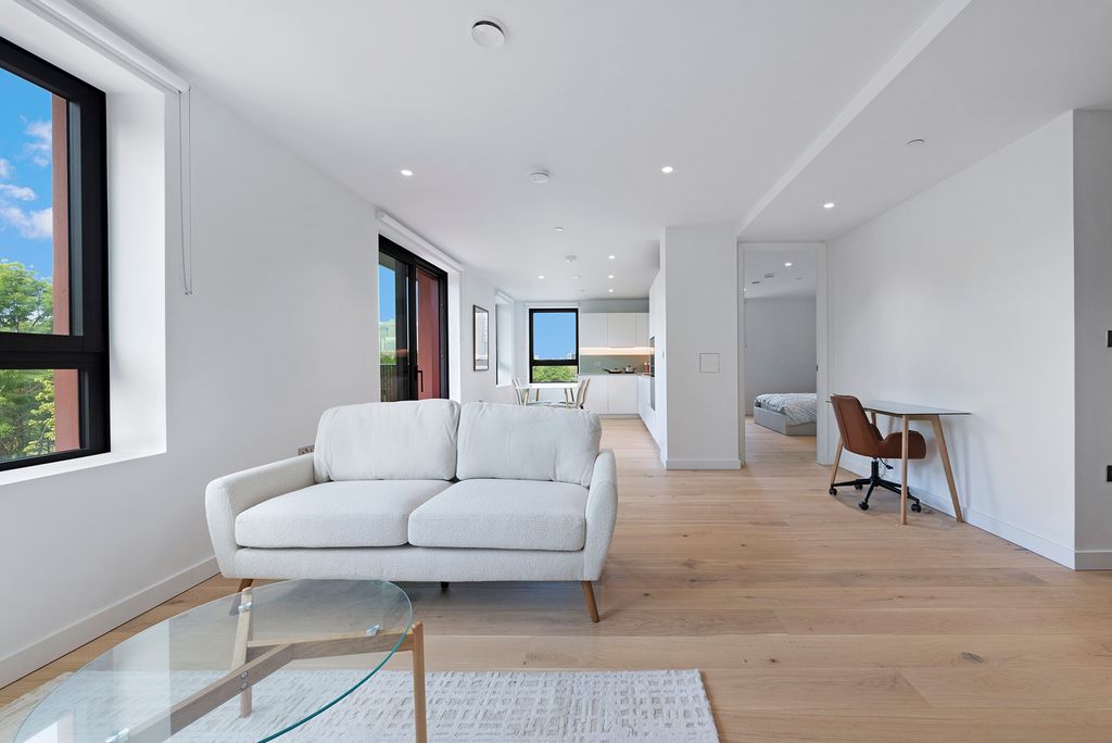 Property photo 3 of 16 3.Jpg