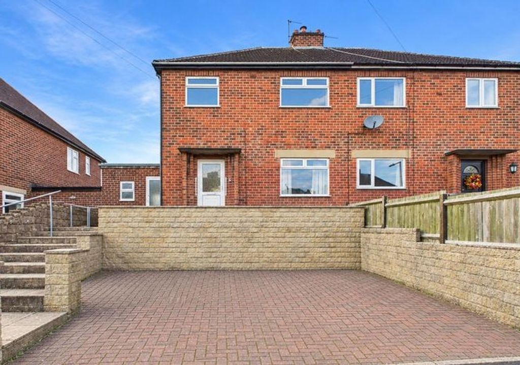 Property photo 1 of 15 Outside