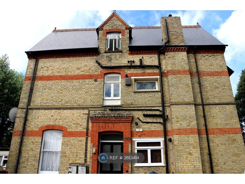 Property photo 2 of 14 Side Aspect