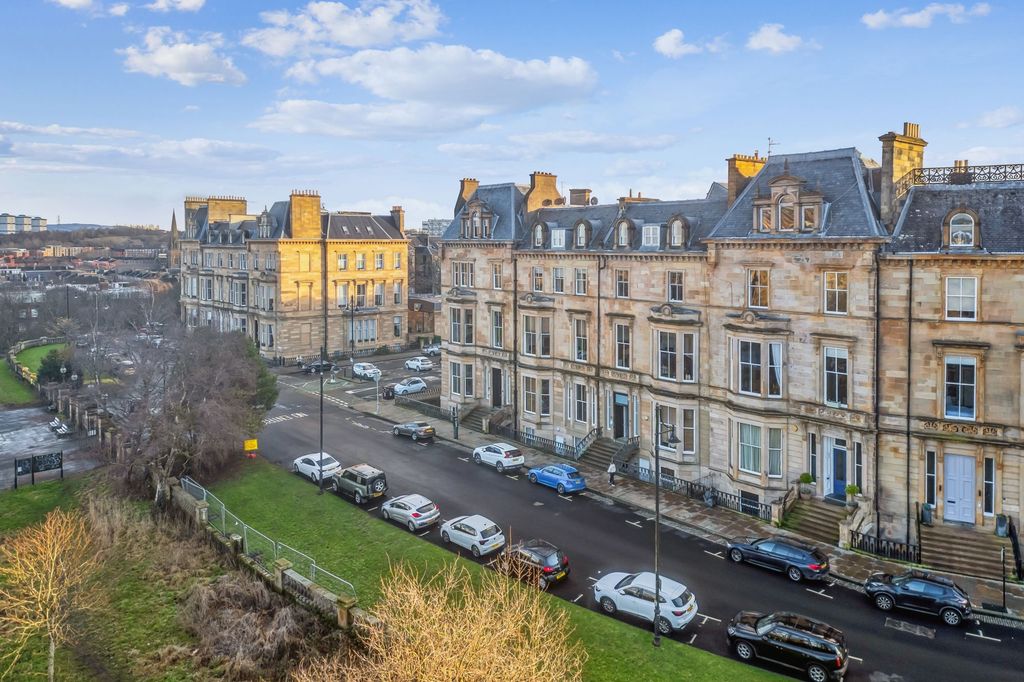 Property photo 3 of 26