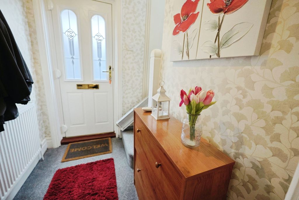 Property photo 3 of 14 Pbox-Img.Jpg