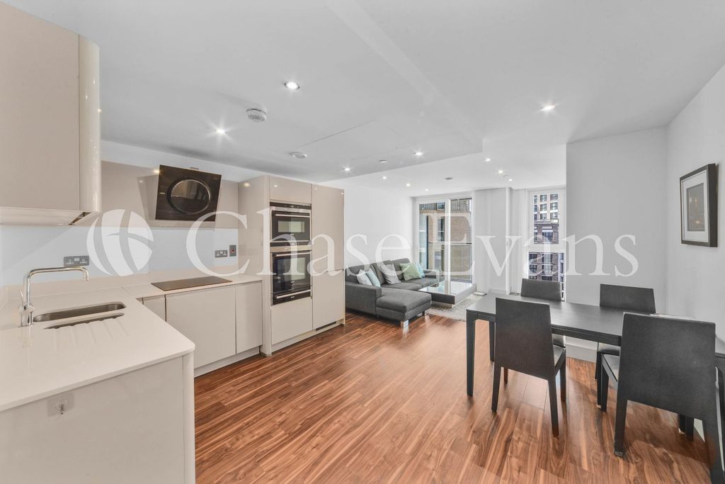 Property photo 2 of 12 Kitchen