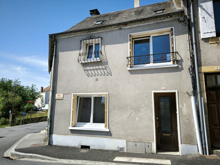 Property photo 3 of 17