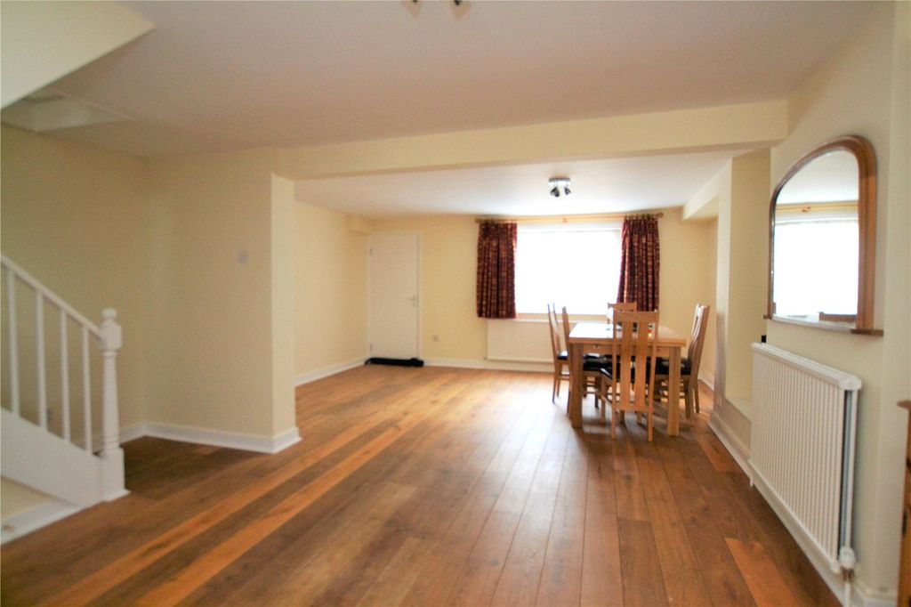Property photo 2 of 13 Picture No. 39