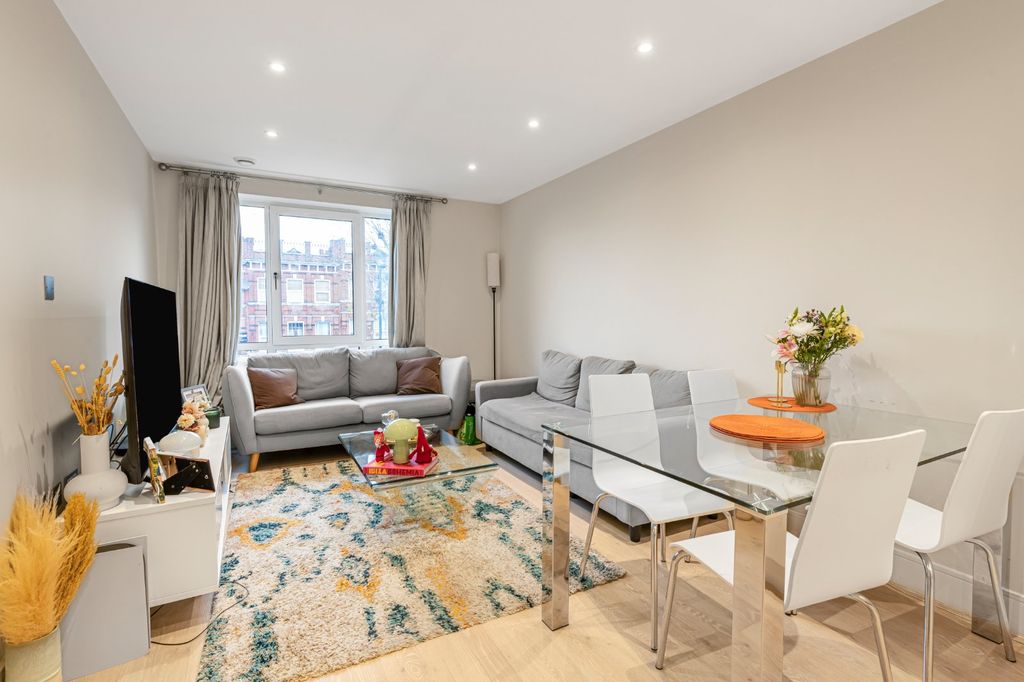 Property photo 1 of 8 Picture No. 04