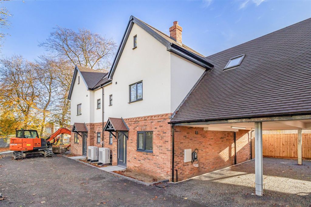 Property photo 1 of 24 26_67910-1.Jpg