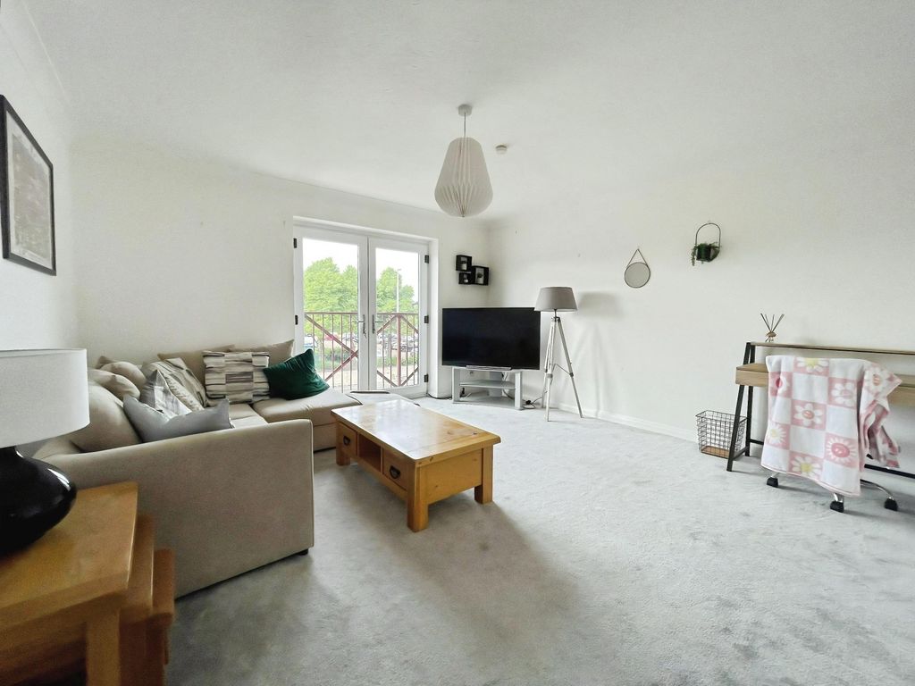 Property photo 2 of 7