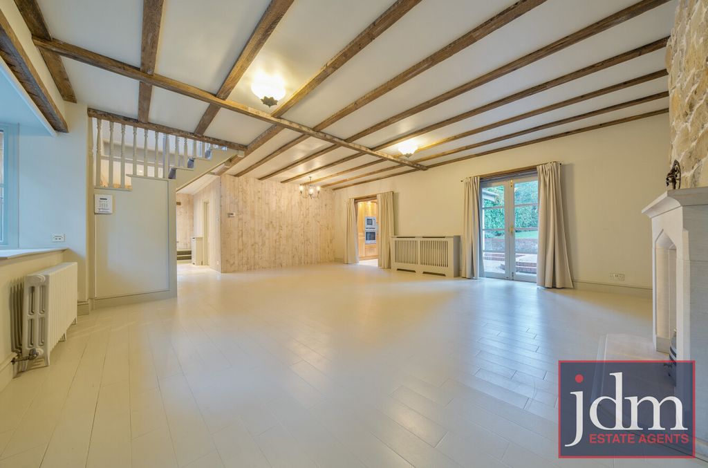 Property photo 2 of 11 Ea416052-d289-444...