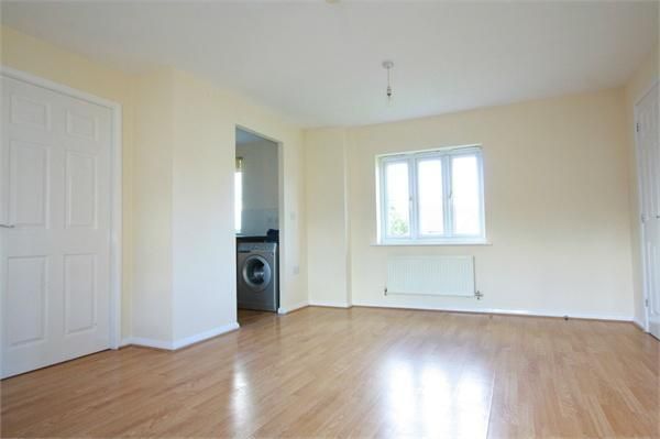 Property photo 3 of 6 c933082Fe552701A16476d4Bcc256278