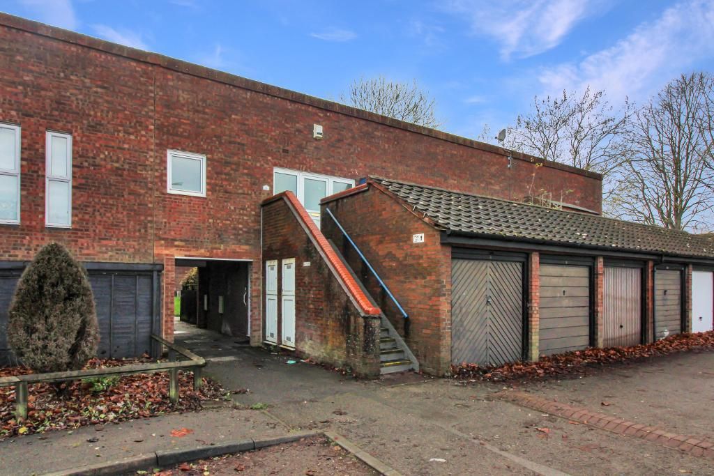 Property photo 1 of 8 Front