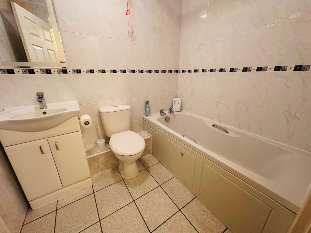 Property photo 3 of 22 Image