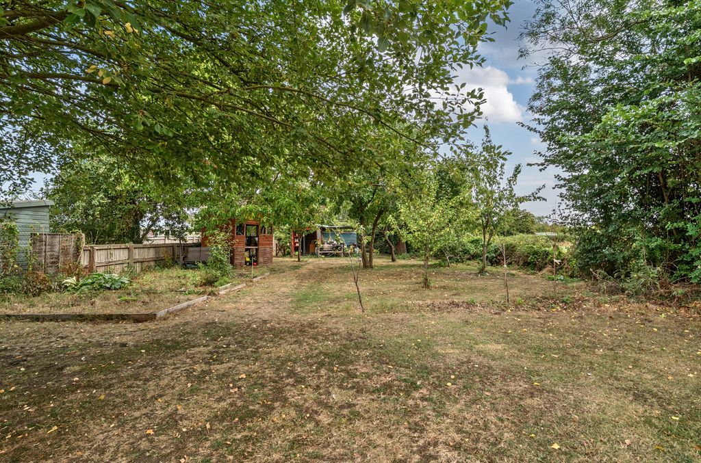 Property photo 3 of 22 1343798-5-68Adfe0...