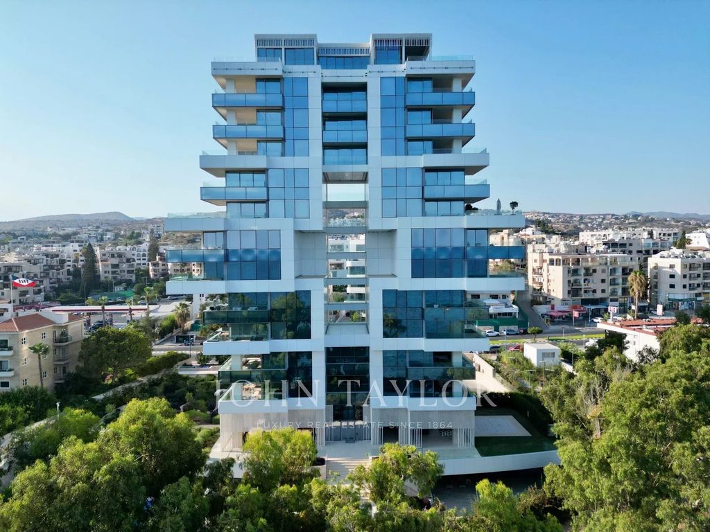 Property photo 1 of 37