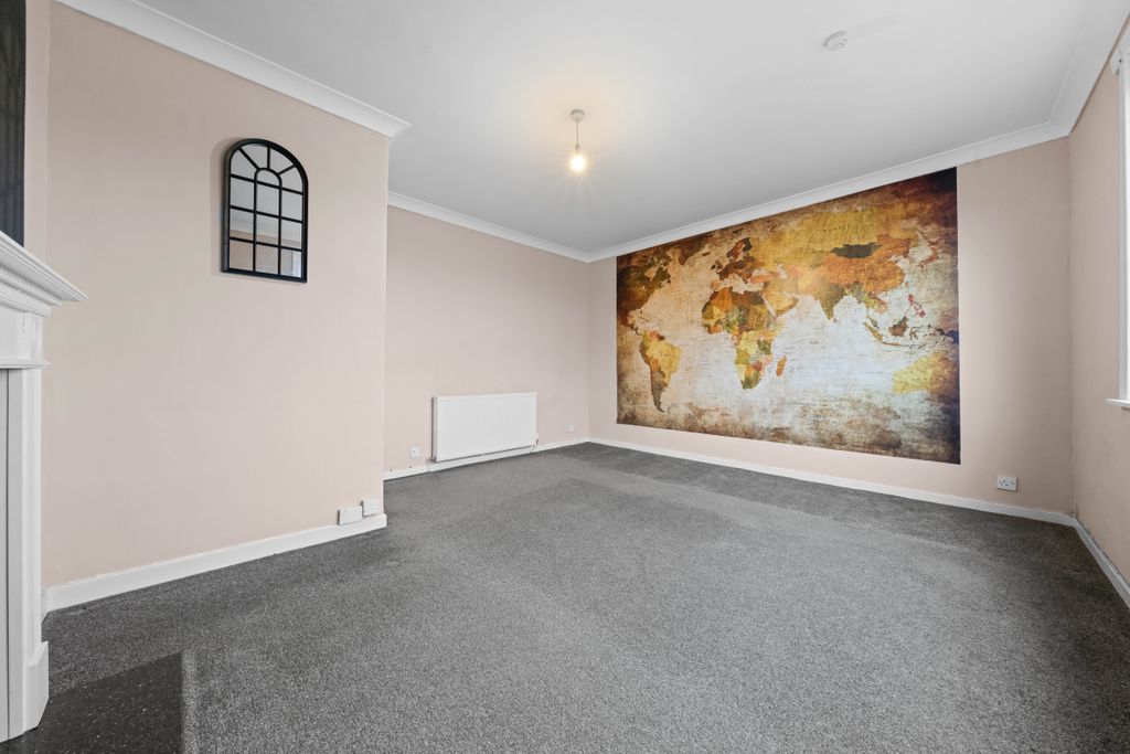 Property photo 3 of 19 Dsc03803